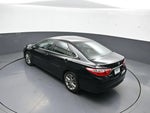 2016 Camry Thumbnail 38
