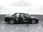 2016 Camry Thumbnail 40
