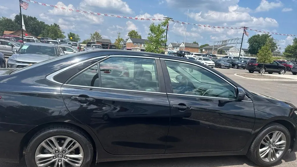 2017 Toyota Camry SE