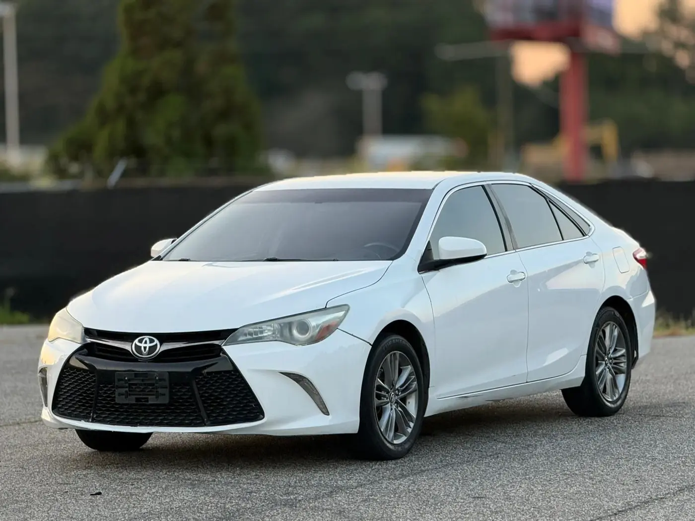 2016 Toyota Camry - $8,950