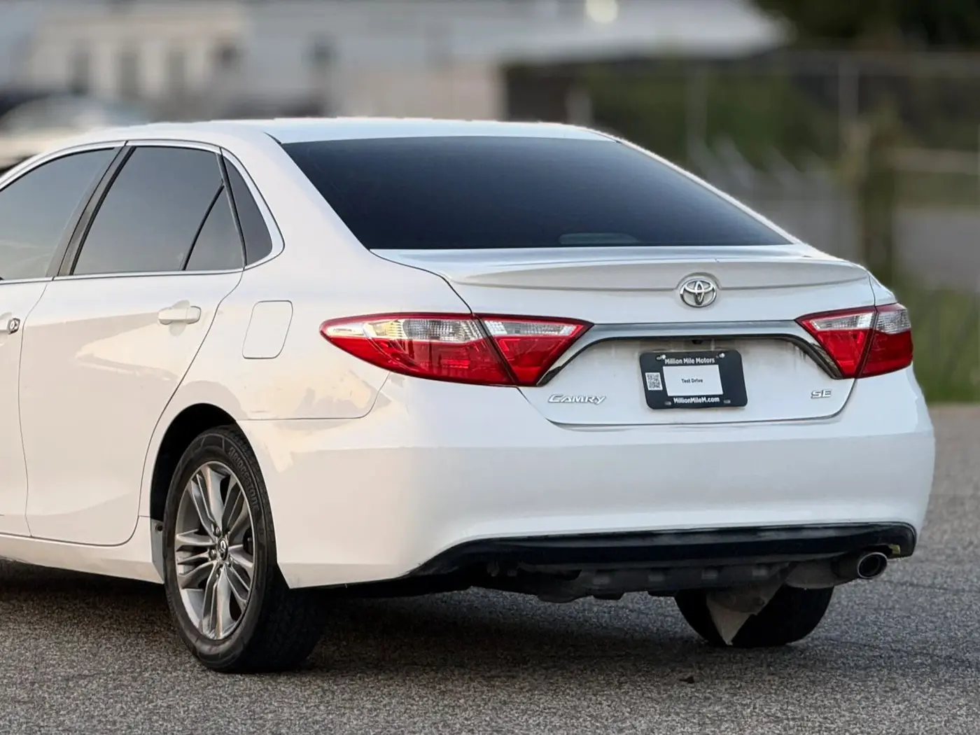 2016 Toyota Camry - $8,950