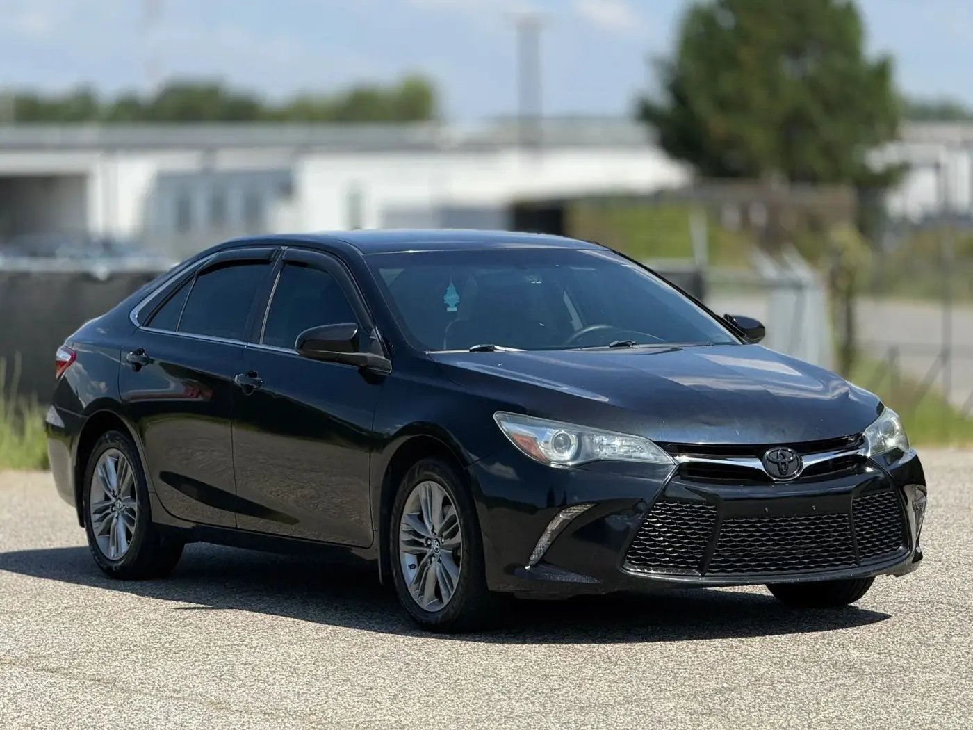 2016 Toyota Camry - $10,950