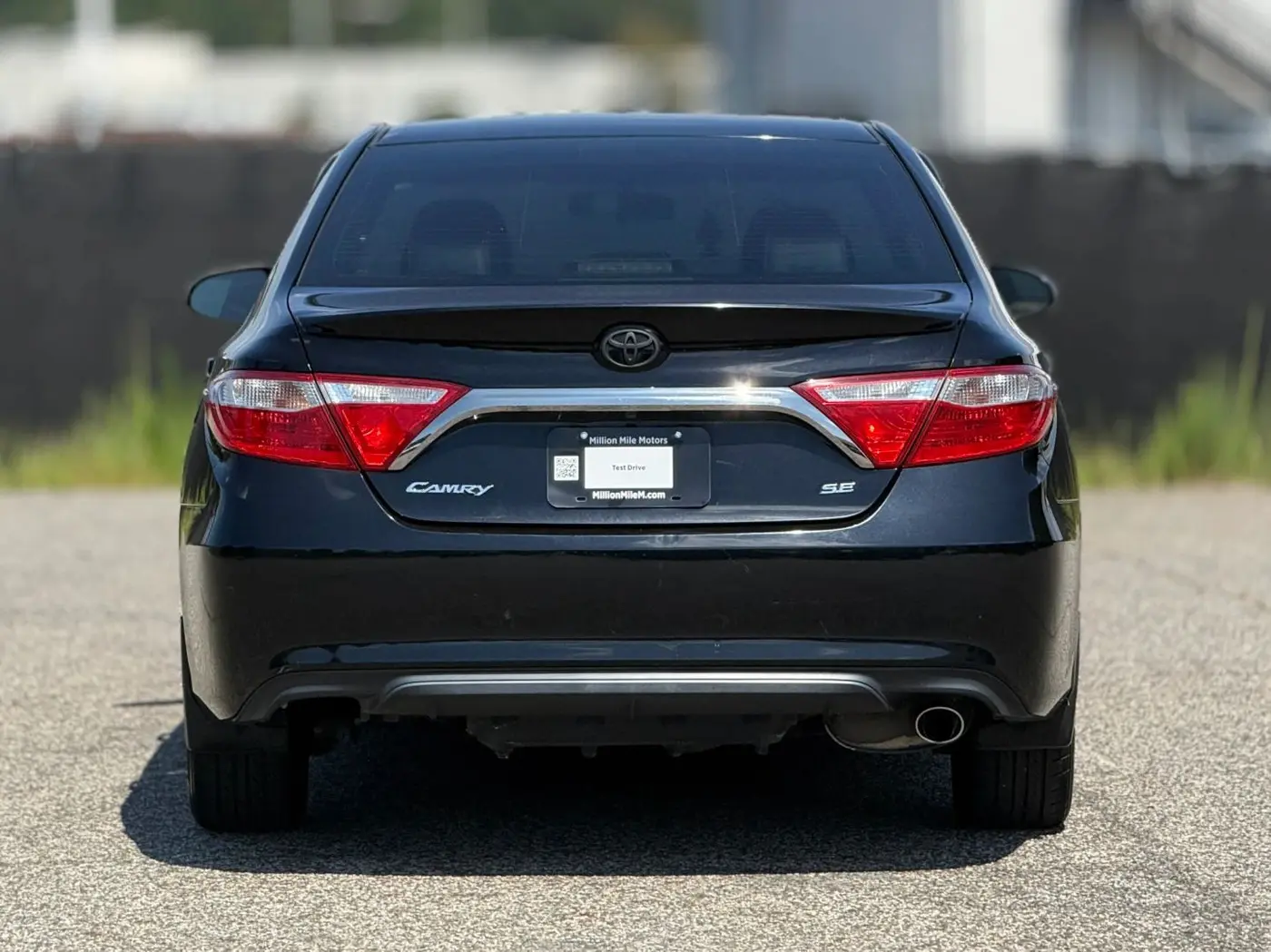 2016 Toyota Camry - $10,950