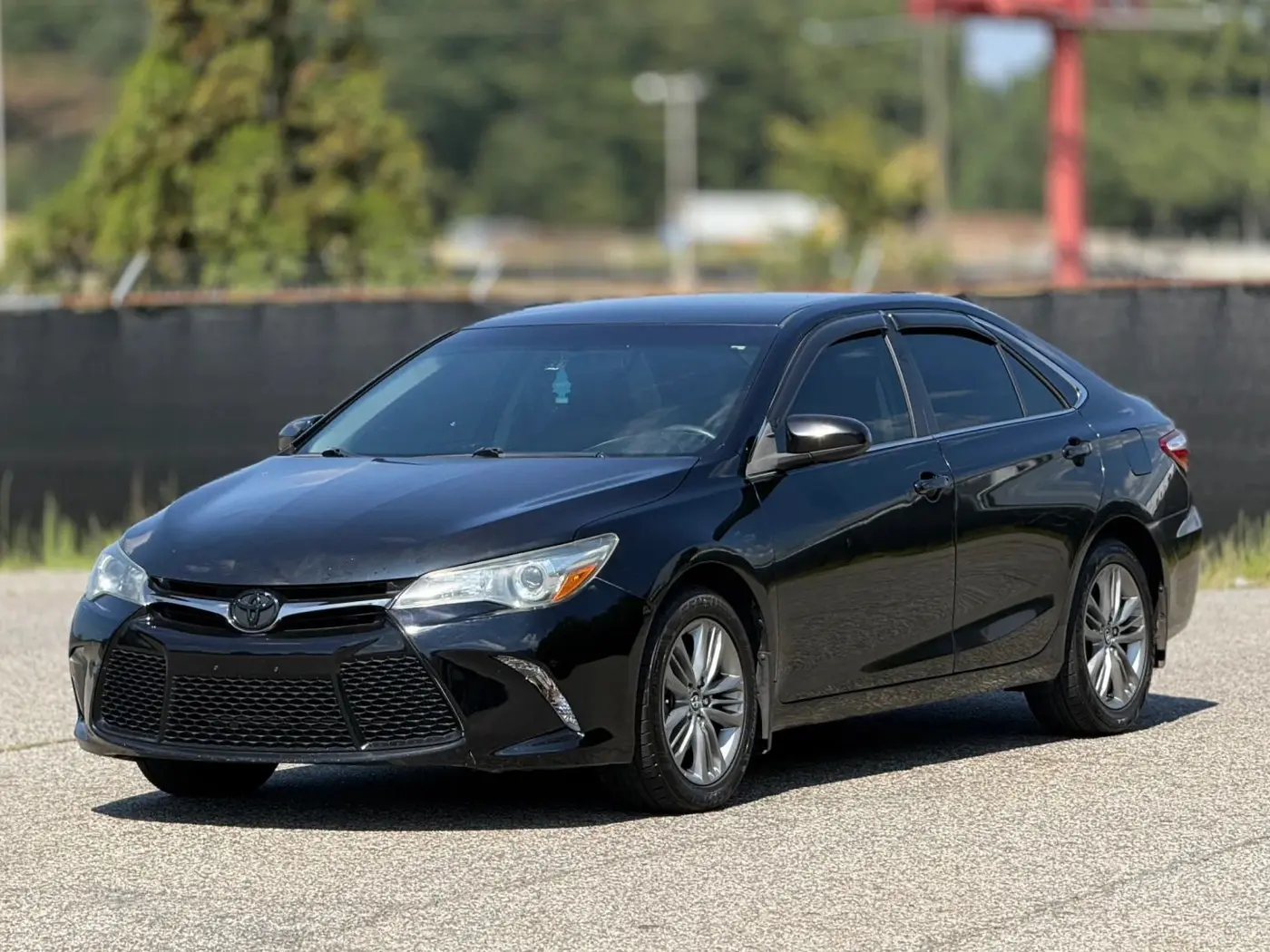 2016 Toyota Camry - $10,950