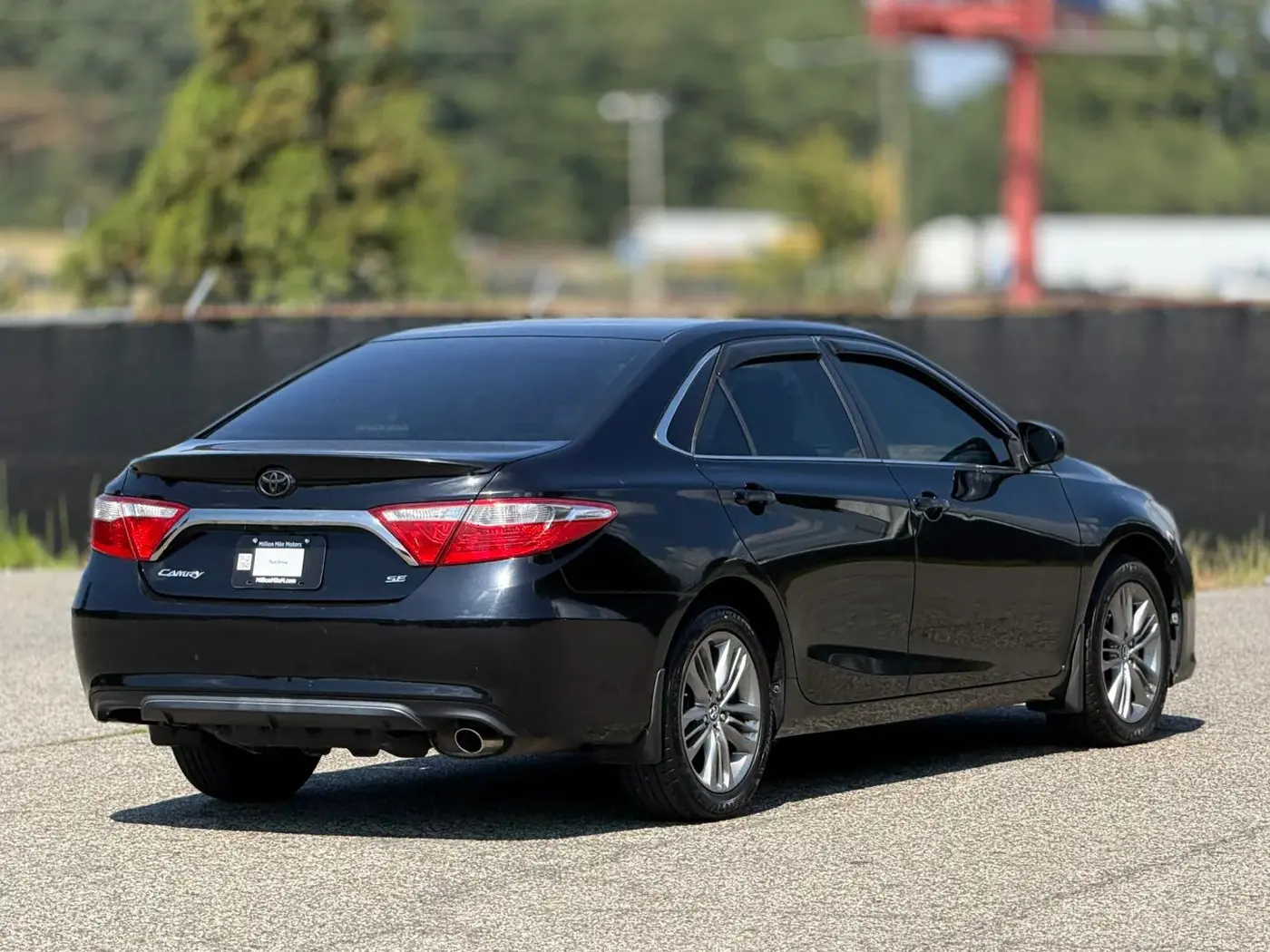 2016 Toyota Camry - $10,950