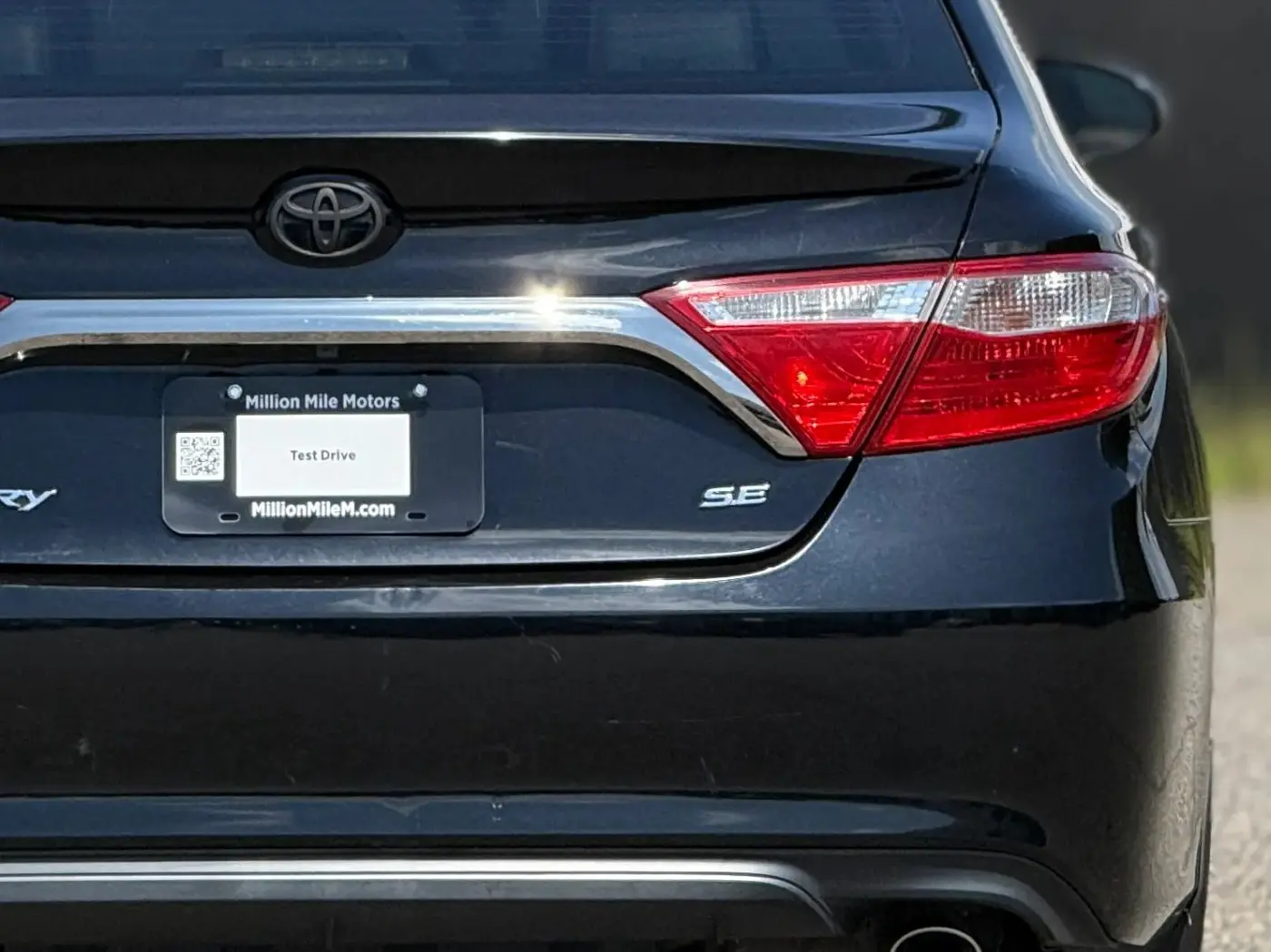 2016 Toyota Camry - $10,950