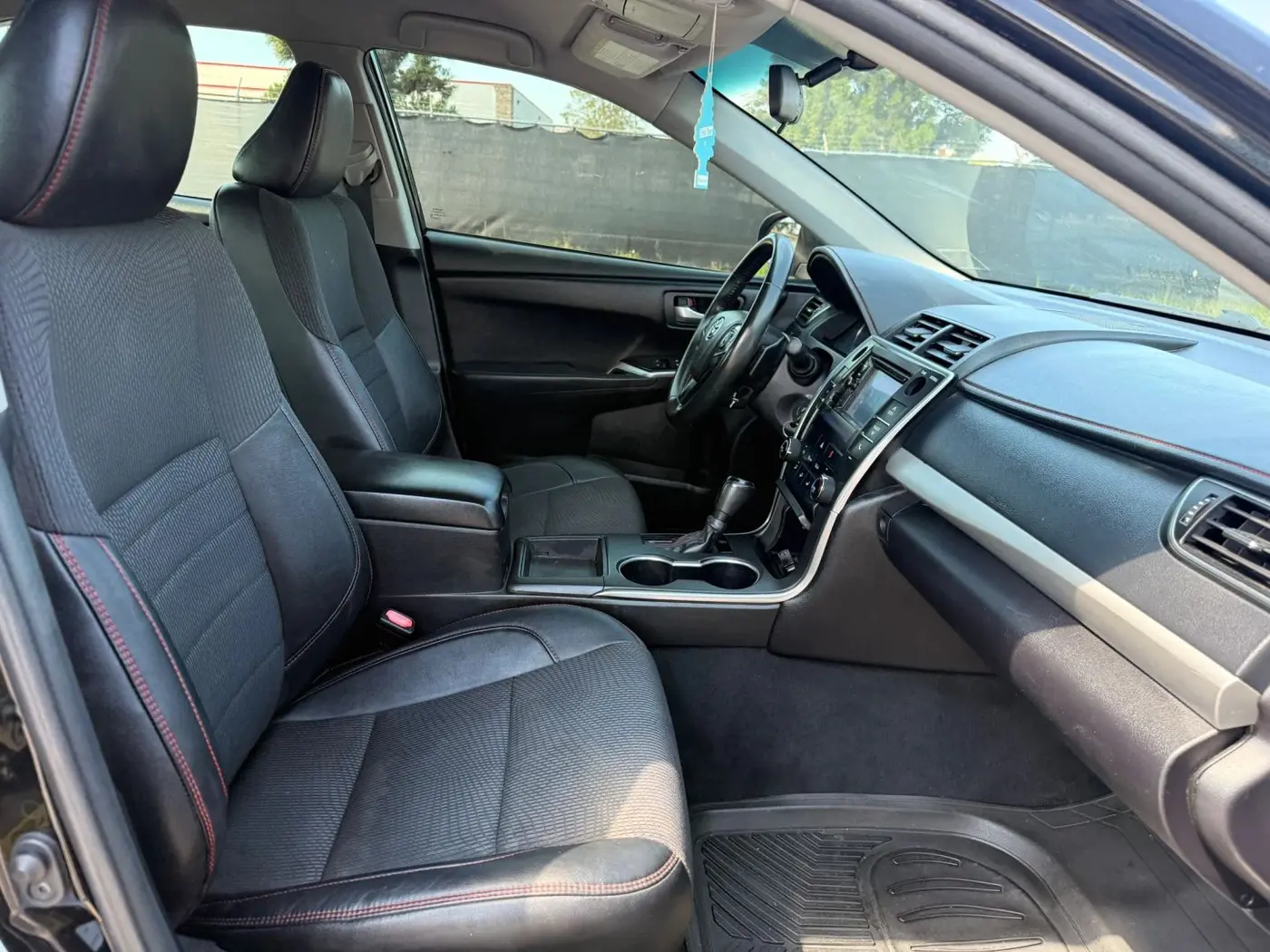 2016 Toyota Camry - $10,950