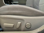 2017 Camry Thumbnail 19