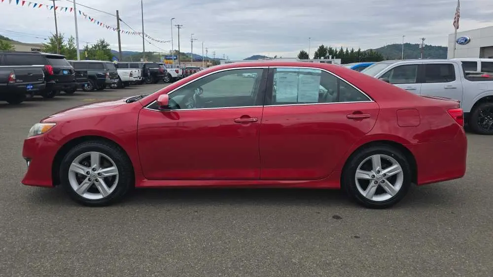 2014 Toyota Camry SE