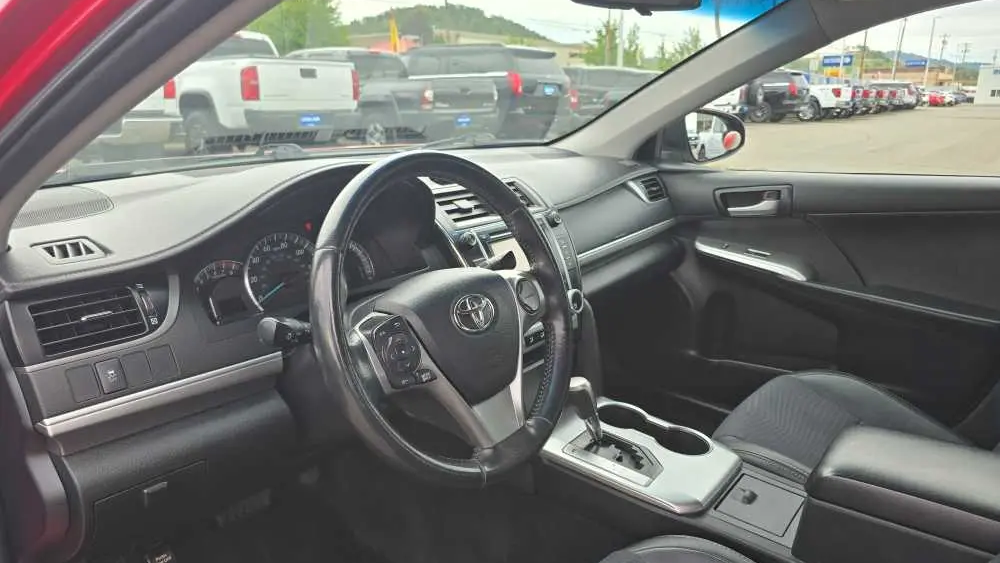 2014 Toyota Camry SE