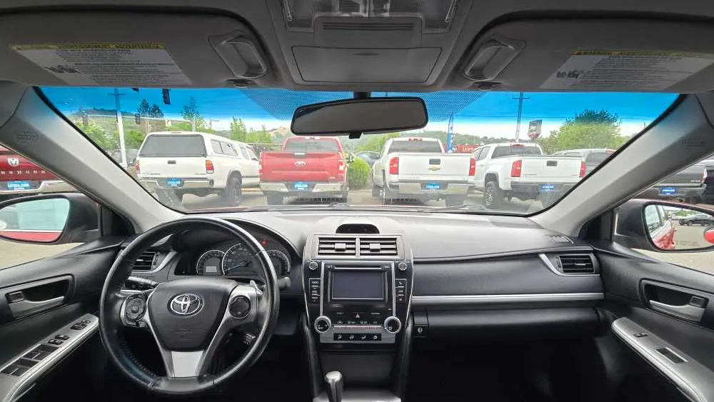 2014 Toyota Camry SE