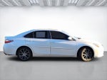 2017 Camry Thumbnail 3