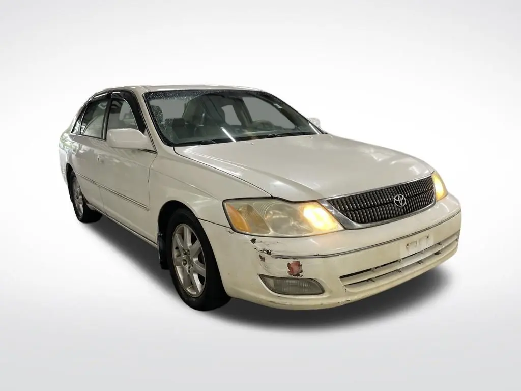 2002 Toyota Avalon - $2,999