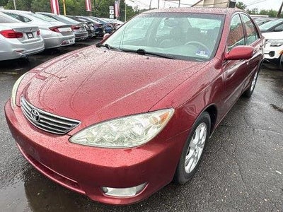 2005 Toyota Camry XLE V6 4DR Sedan
