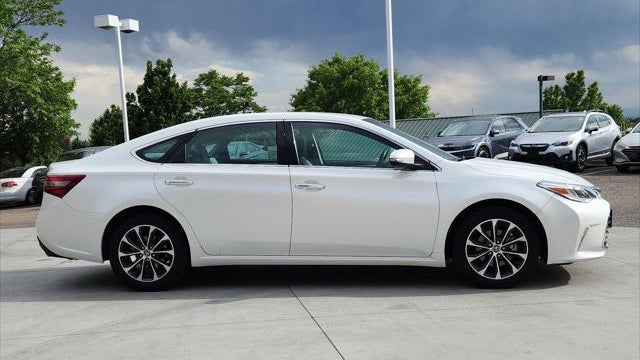 2016 Toyota Avalon XLE