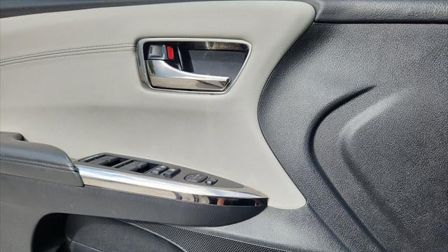 2016 Toyota Avalon XLE