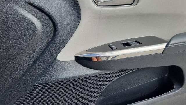 2016 Toyota Avalon XLE