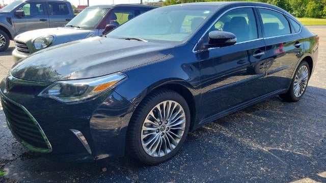 Preowned 2018 Toyota Avalon XLE for Sale