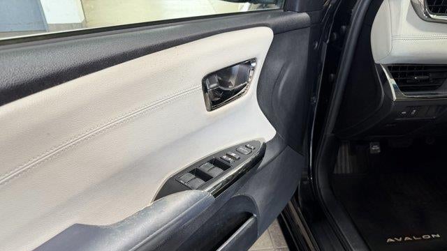 2014 Toyota Avalon XLE Premium