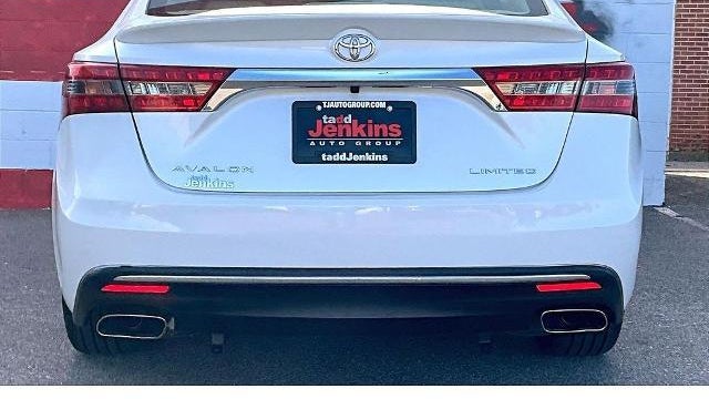 2016 Toyota Avalon XLE