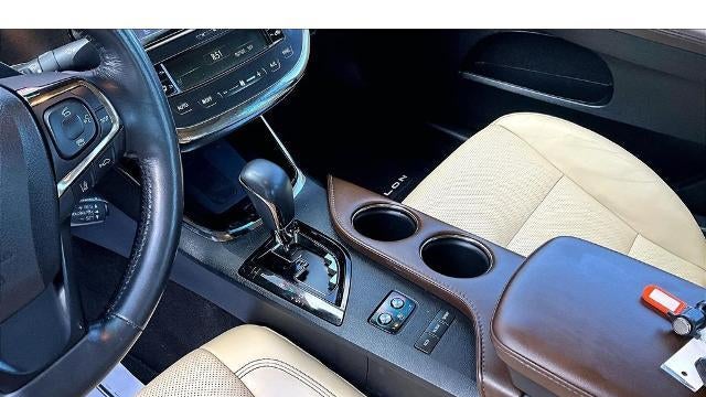 2016 Toyota Avalon XLE