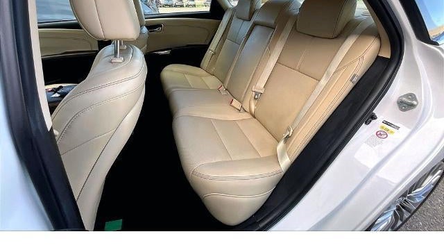 2016 Toyota Avalon XLE