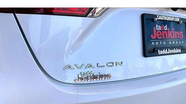 2016 Toyota Avalon XLE