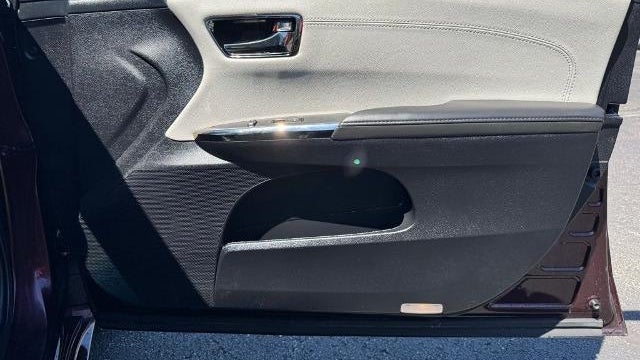 2016 Toyota Avalon XLE