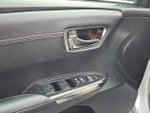 2016 Avalon Thumbnail 19