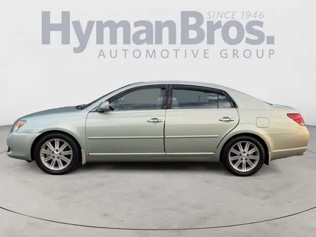 2009 Toyota Avalon - $9,995