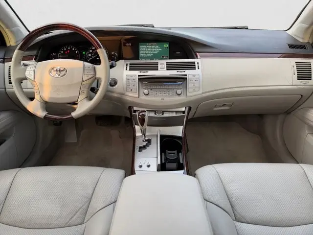 2009 Toyota Avalon - $9,995