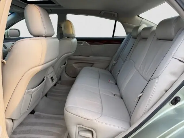 2009 Toyota Avalon - $9,995