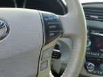 2011 Avalon Thumbnail 22