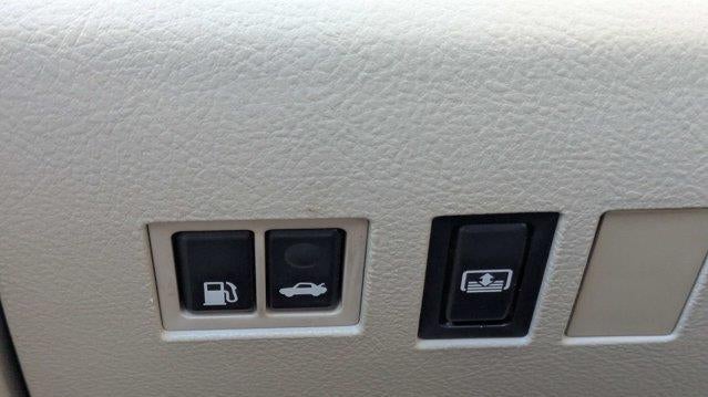 2011 Toyota Avalon Limited