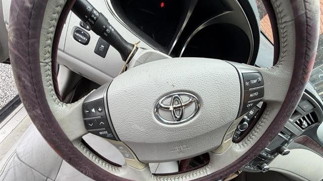 2012 Toyota Avalon Base