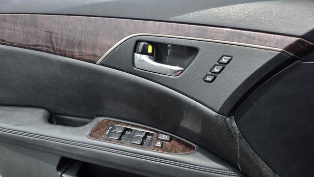 2011 Toyota Avalon Limited