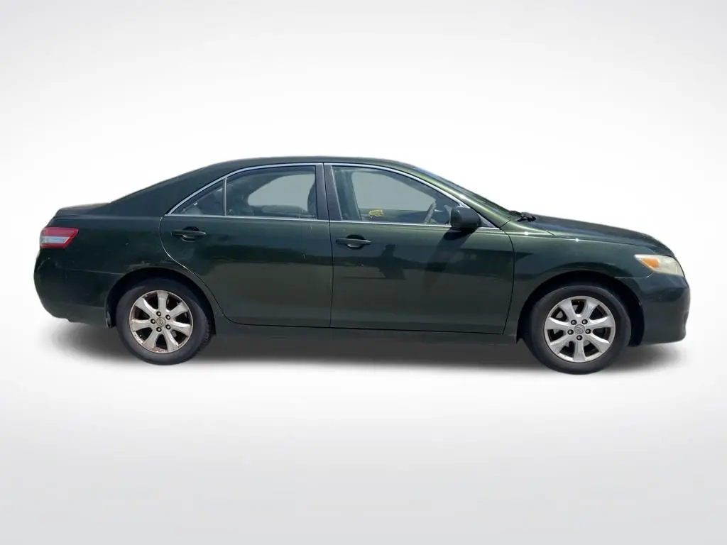 2010 Toyota Camry - $2,999