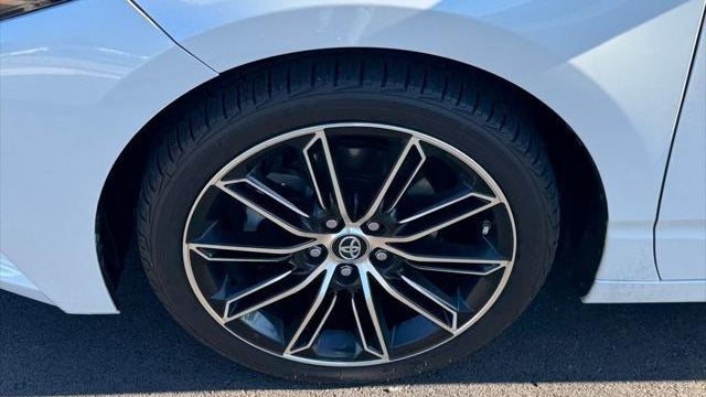 2019 Toyota Avalon Touring