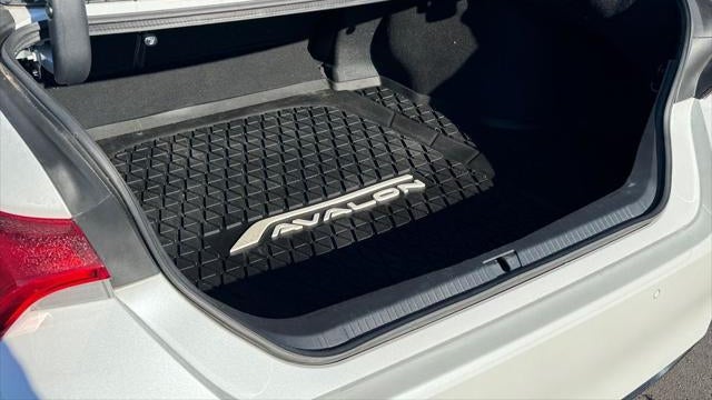 2019 Toyota Avalon Touring