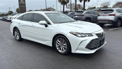 2019 Toyota Avalon XLE 4DR Sedan
