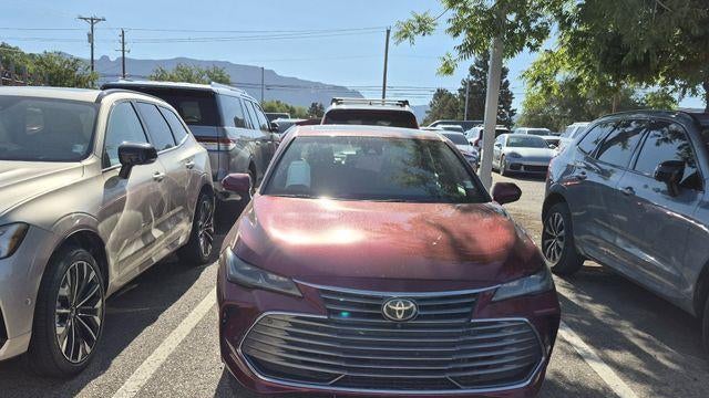 2019 Toyota Avalon XLE