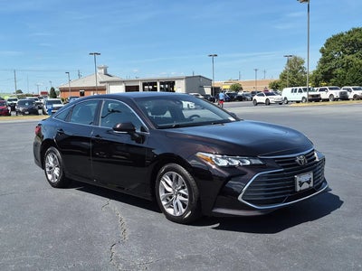 Photo of a 2019 Toyota Avalon XLE 4DR Sedan for sale