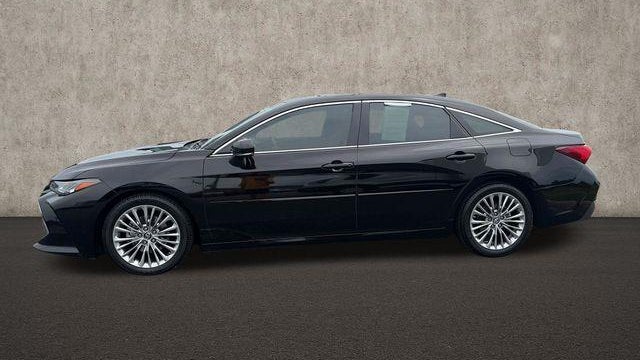 2019 Toyota Avalon XLE
