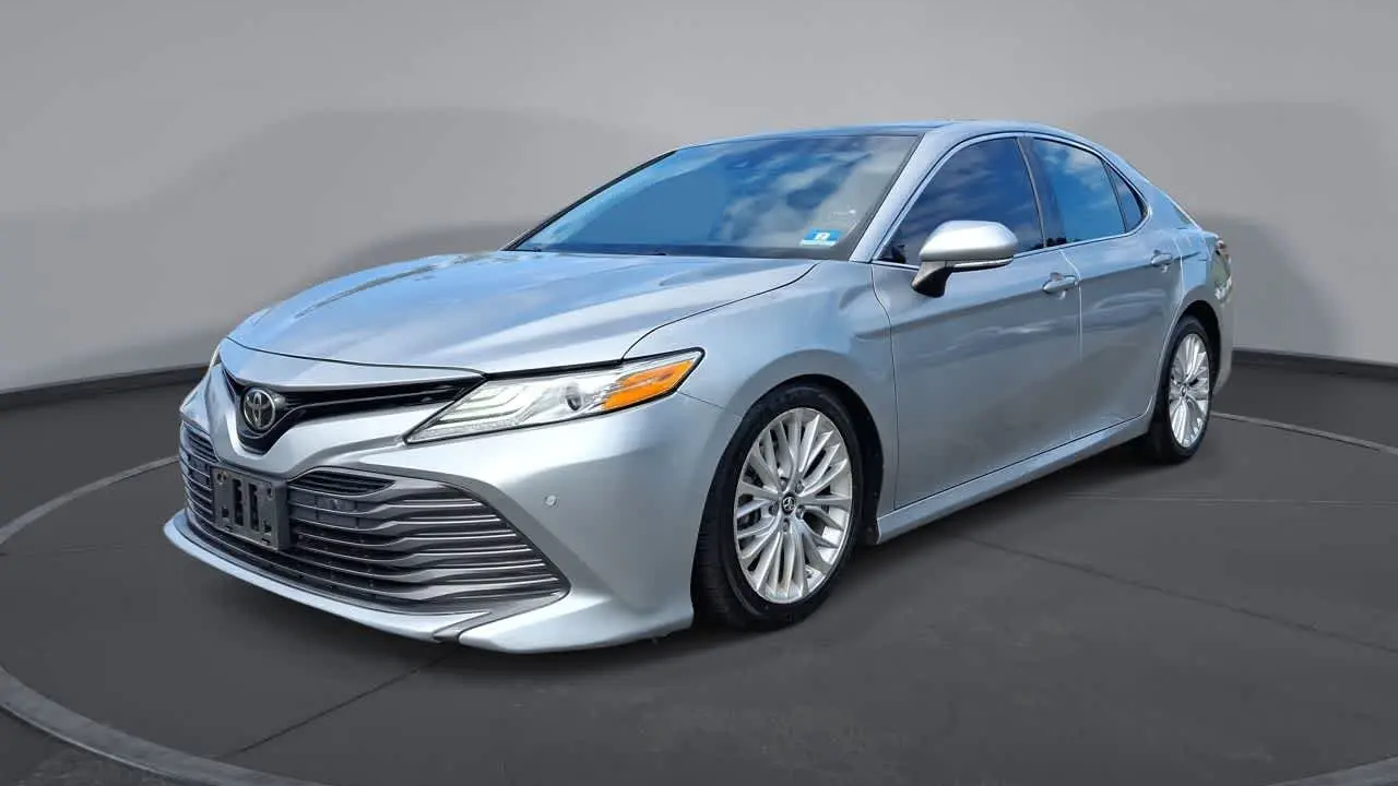 Preowned 2018 Toyota Camry XLE V6 for Sale