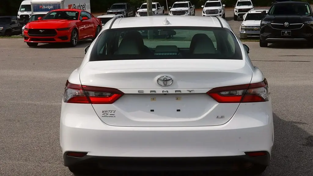 2023 Toyota Camry LE