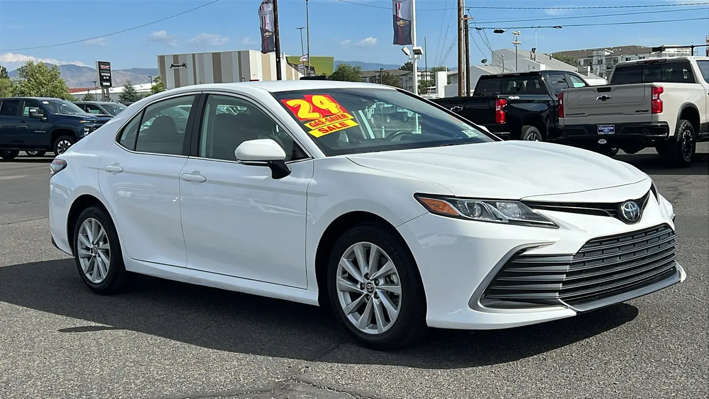 2024 Toyota Camry LE