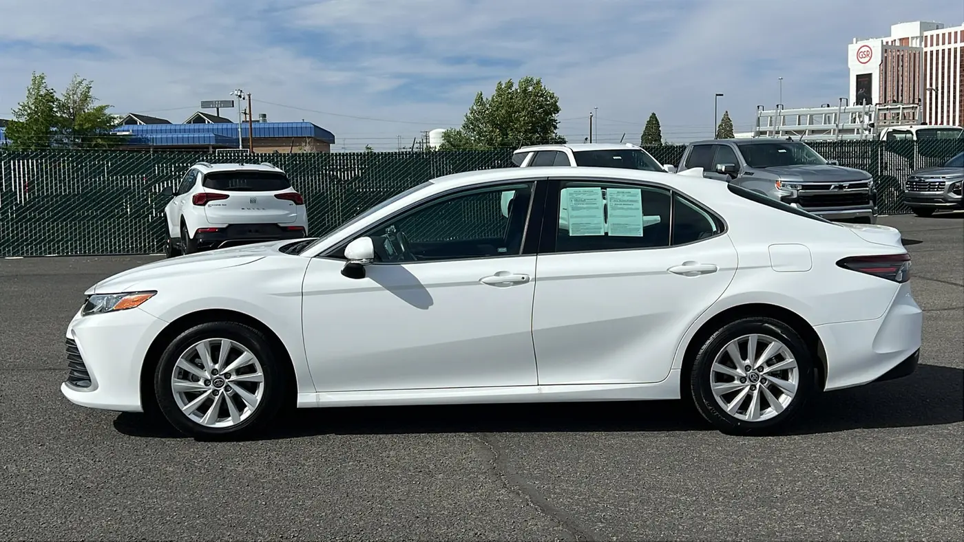 2024 Toyota Camry LE