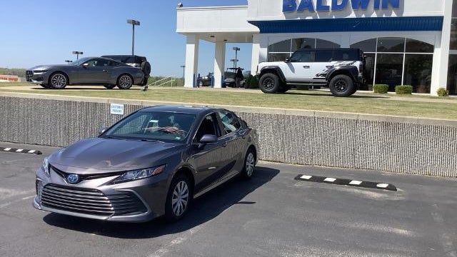 2023 Toyota Camry Hybrid LE