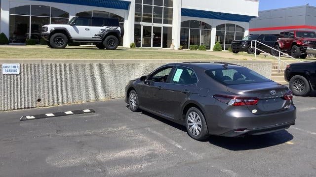 2023 Toyota Camry Hybrid LE