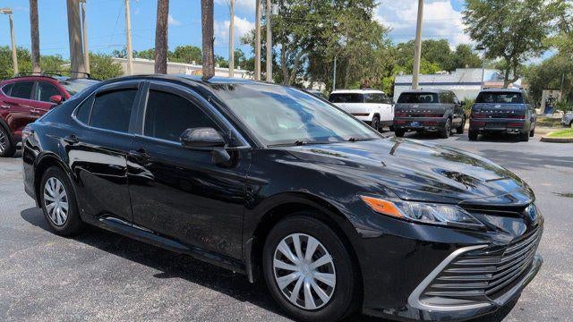 2024 Toyota Camry Hybrid LE